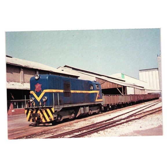 Locomotora Diesel Eléctrica MO 1002 Postcard Vintage Barcelona 1975 Train Spain - Picture 1 of 2